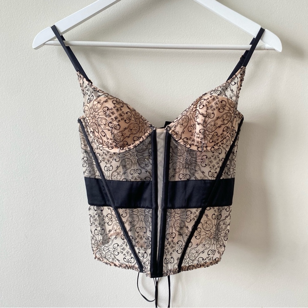 Victoria's Secret Nude and Black Lace Bustier Corset 34B New with Tags